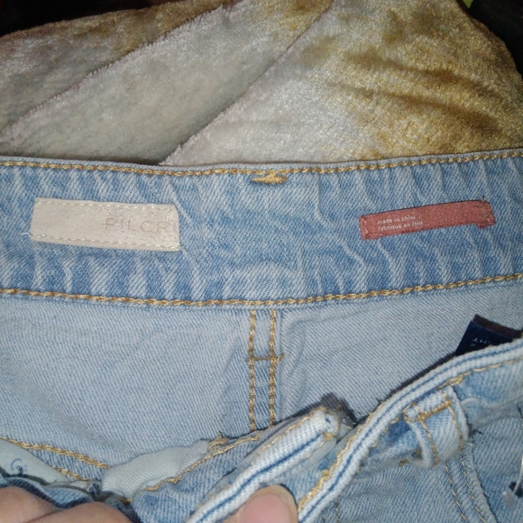 PILCRO Anthropology Embroidered Straight Leg Jeans 28" - Picture 9 of 10